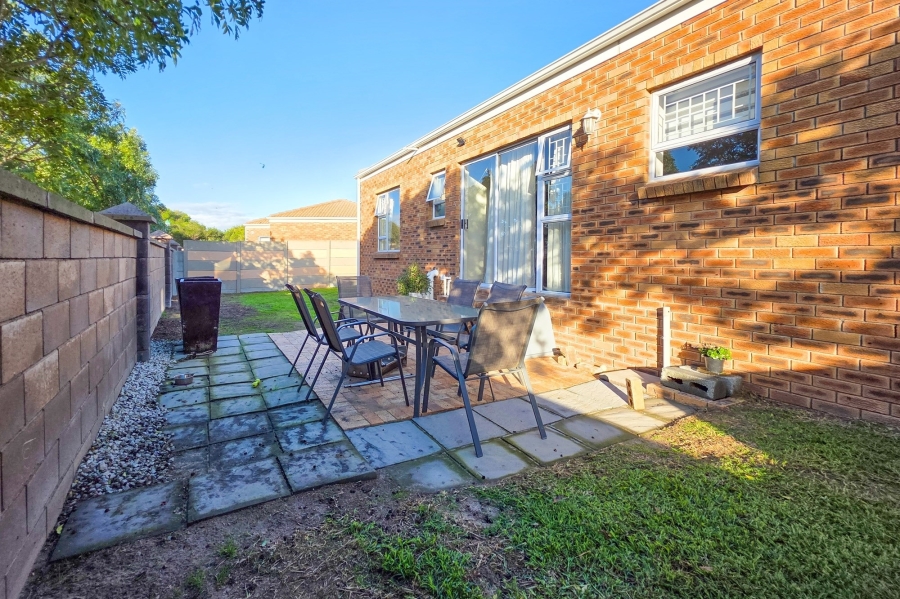 To Let 2 Bedroom Property for Rent in Kleinbron Park Western Cape